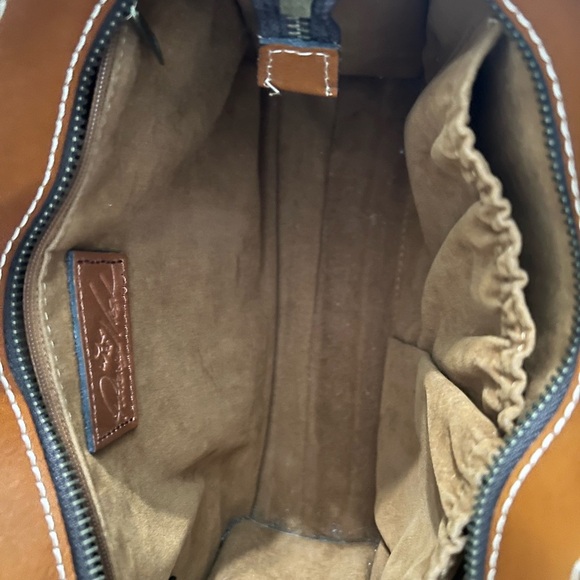 Patricia Nash Floral Patterned Tote Bag with Tan Handles - Picture 9 of 13